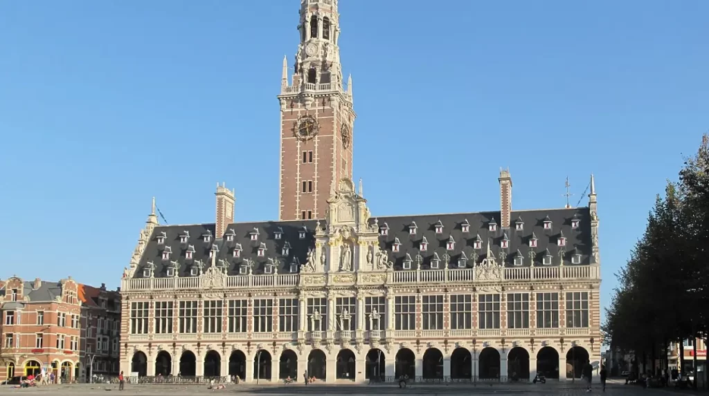 A Library with Staying Power