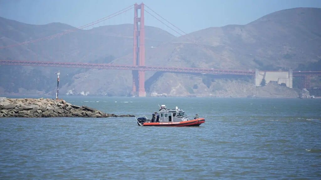 Coast Guard suspends search for 3 missing after Alcatraz boat capsize