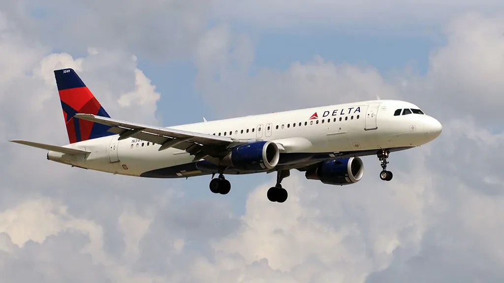 Delta Air Lines flight hit by fireworks mortar near Midway Airport